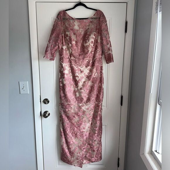 NWT Js Collections embroidered lace 3/4 sleeves long gown maxi size 16 dress - Picture 3 of 7